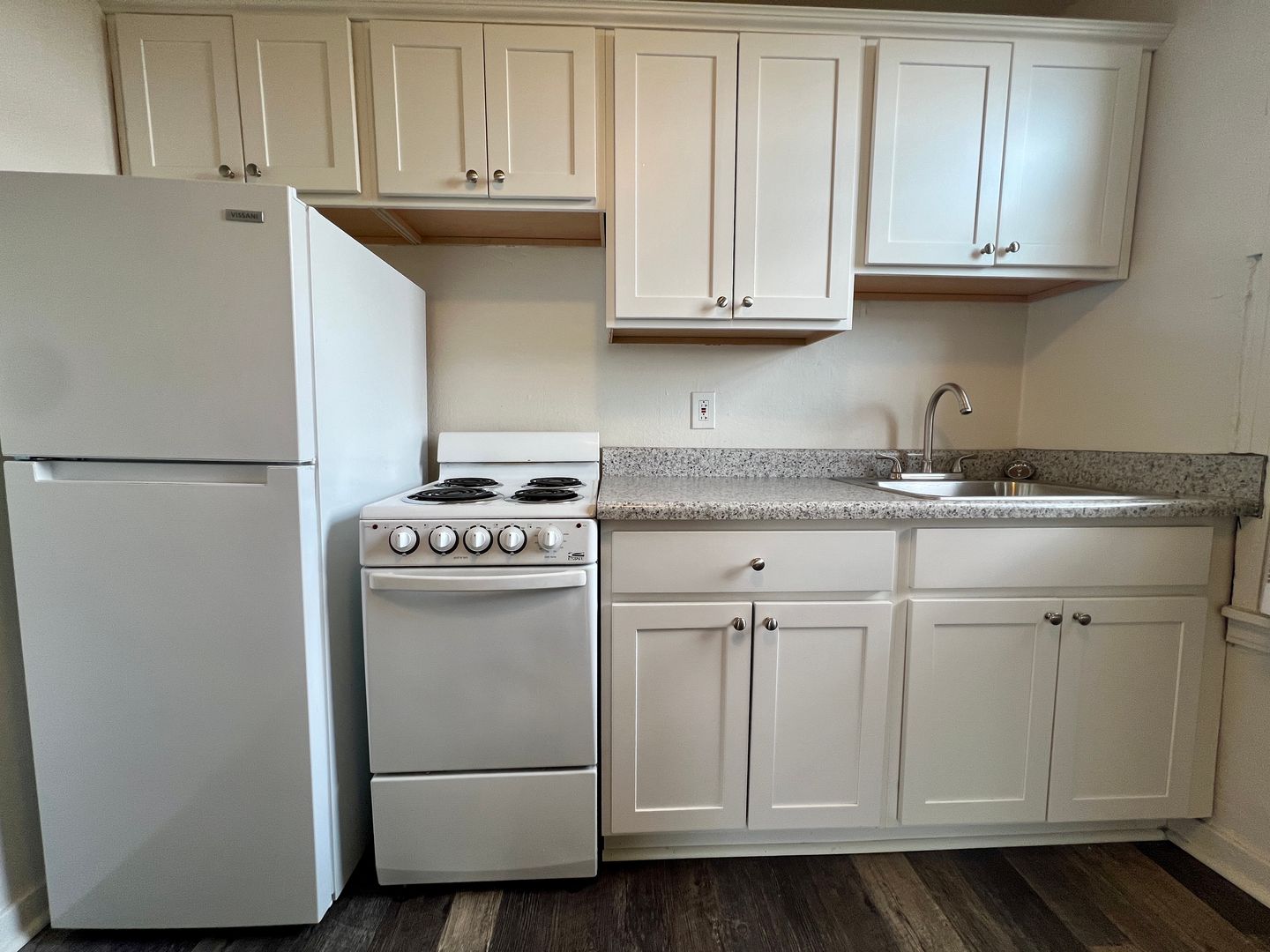 Pittsburgh Apartment: 3808 Pier Street