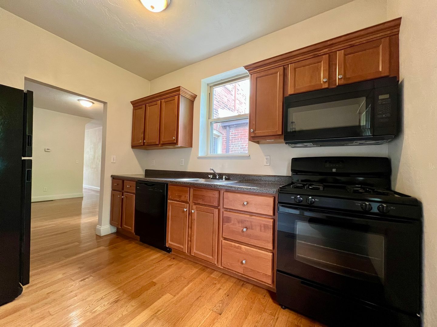 Pittsburgh Townhome: 5541 Beeler Street
