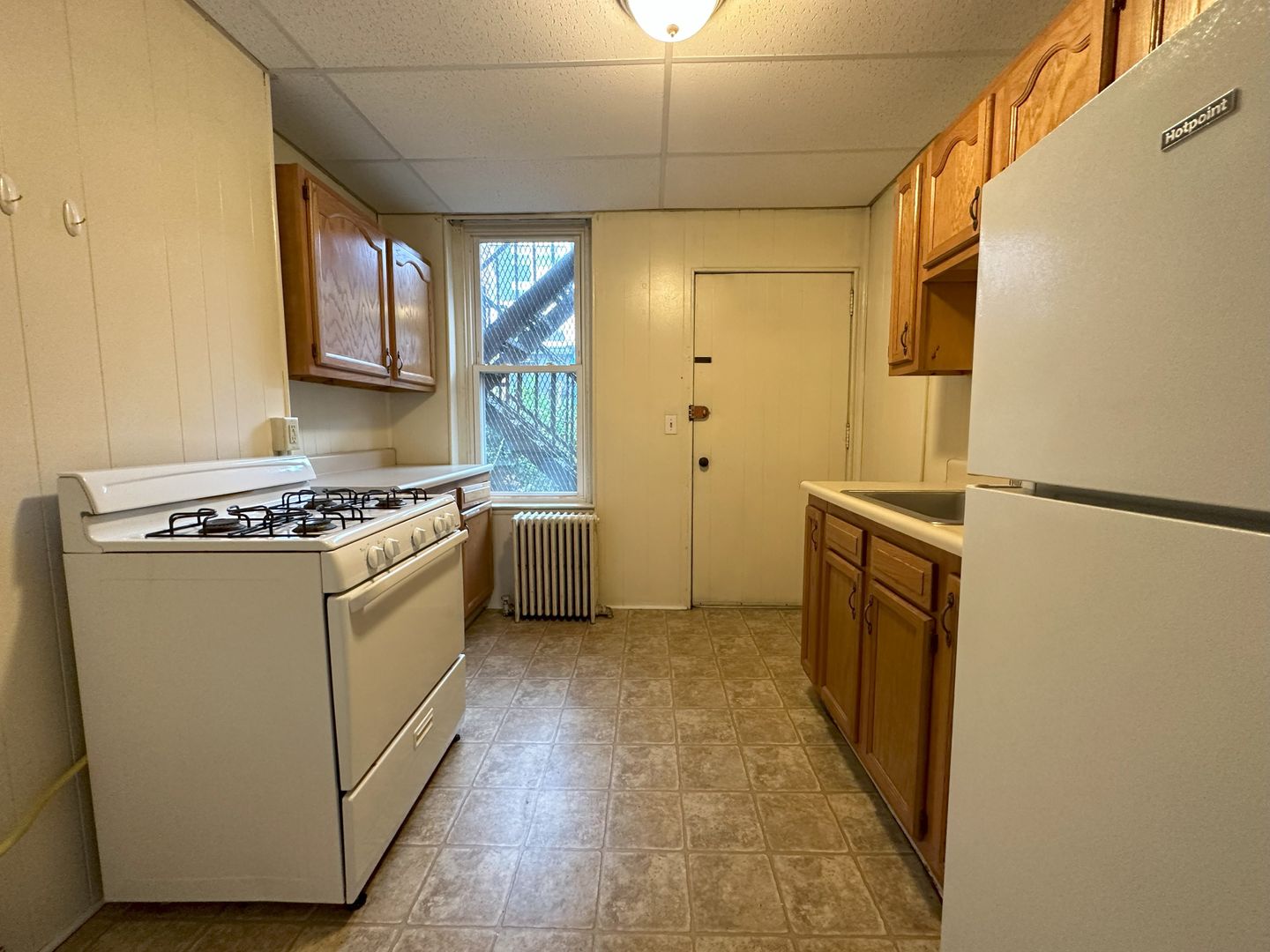 Pittsburgh Apartment: 282 N. Bellefield Avenue