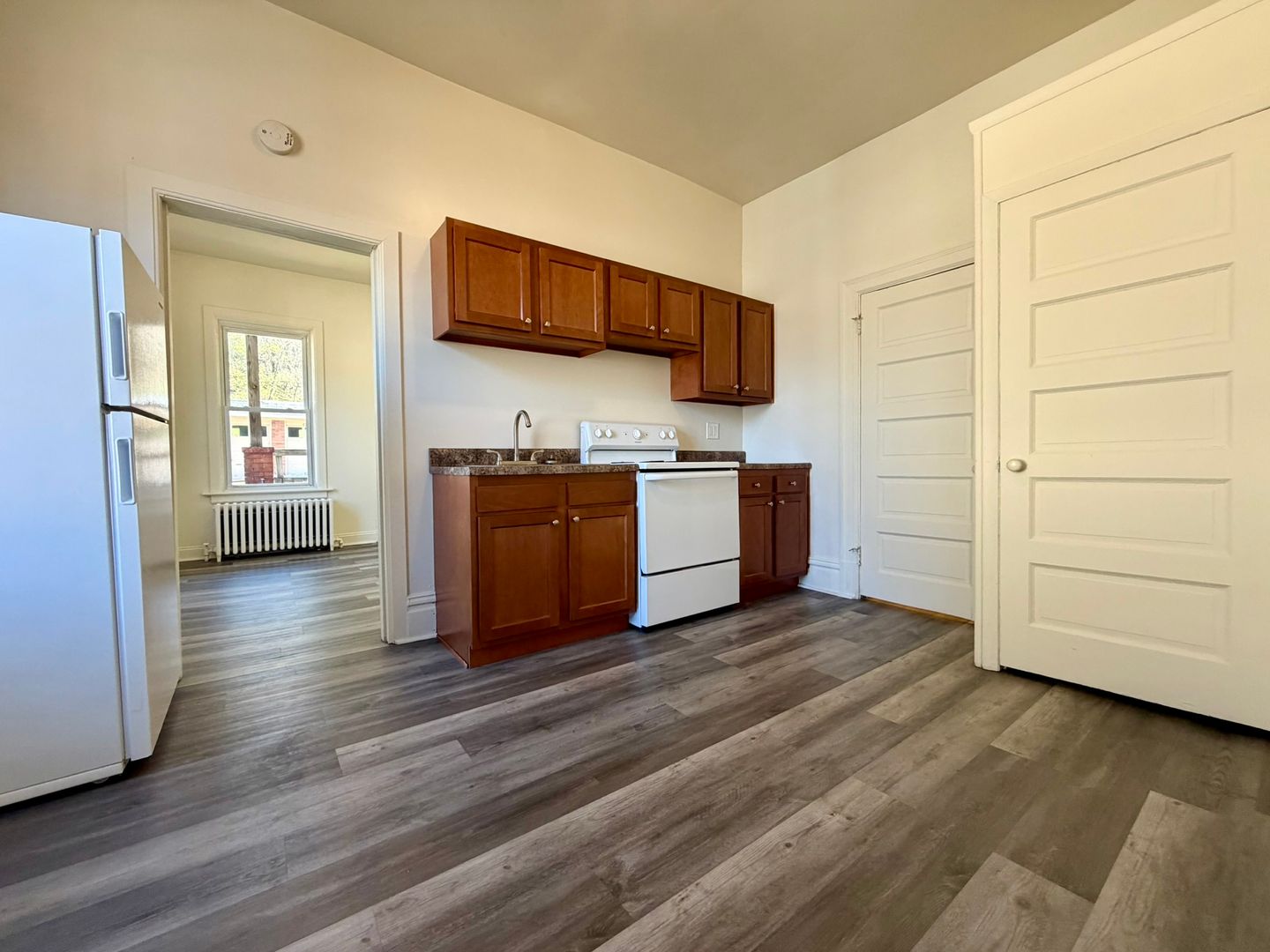 East Pittsburgh Apartment: 230 North Avenue