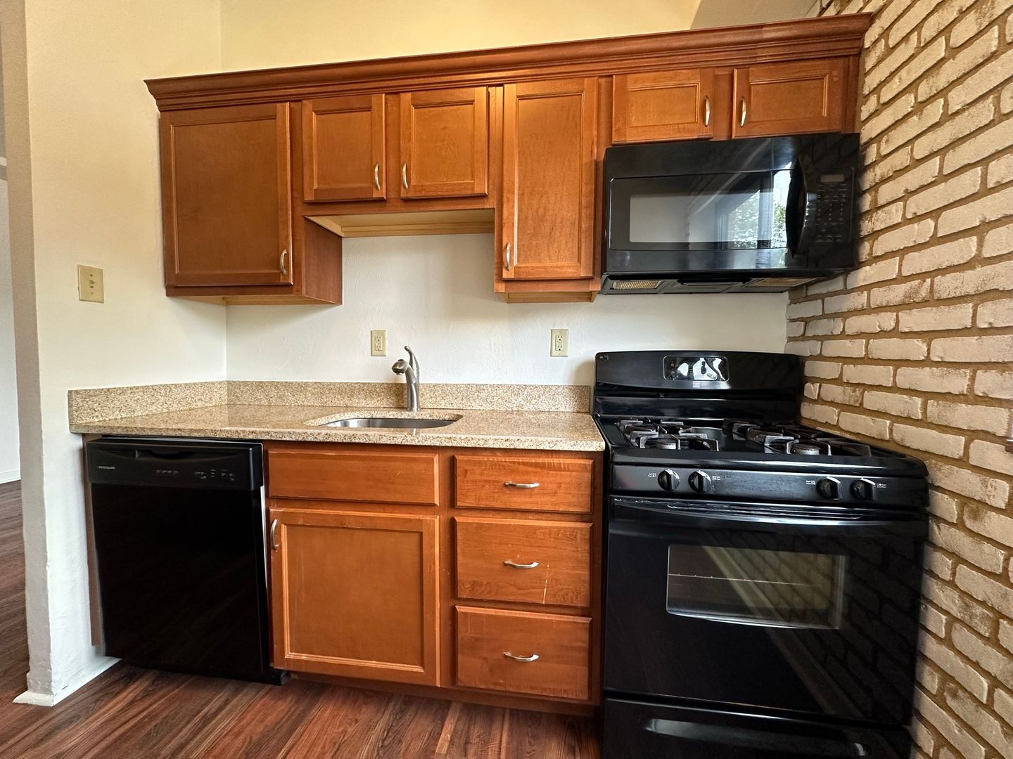 Pittsburgh Apartment: 5320 Fifth Avenue