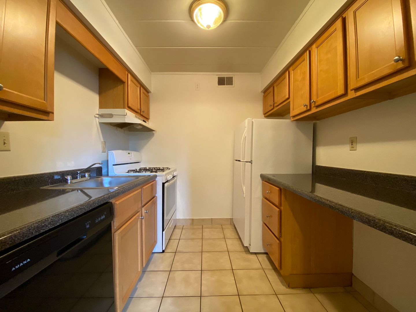 Pittsburgh Apartment: 650 Center Road