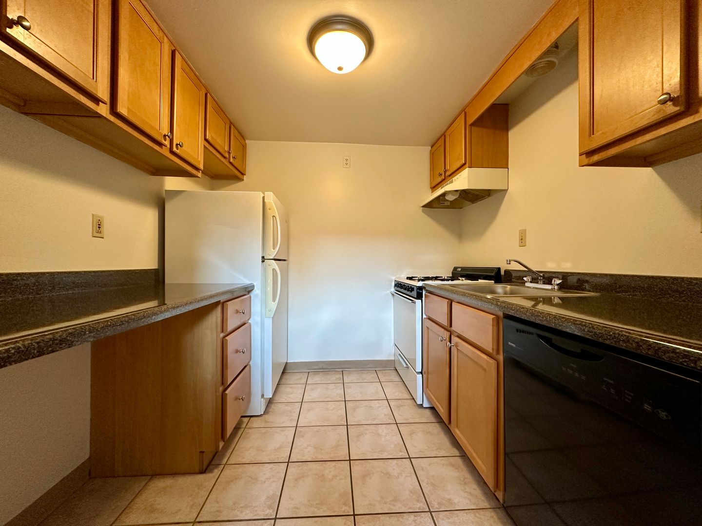 Pittsburgh Apartment: 650 Center Road