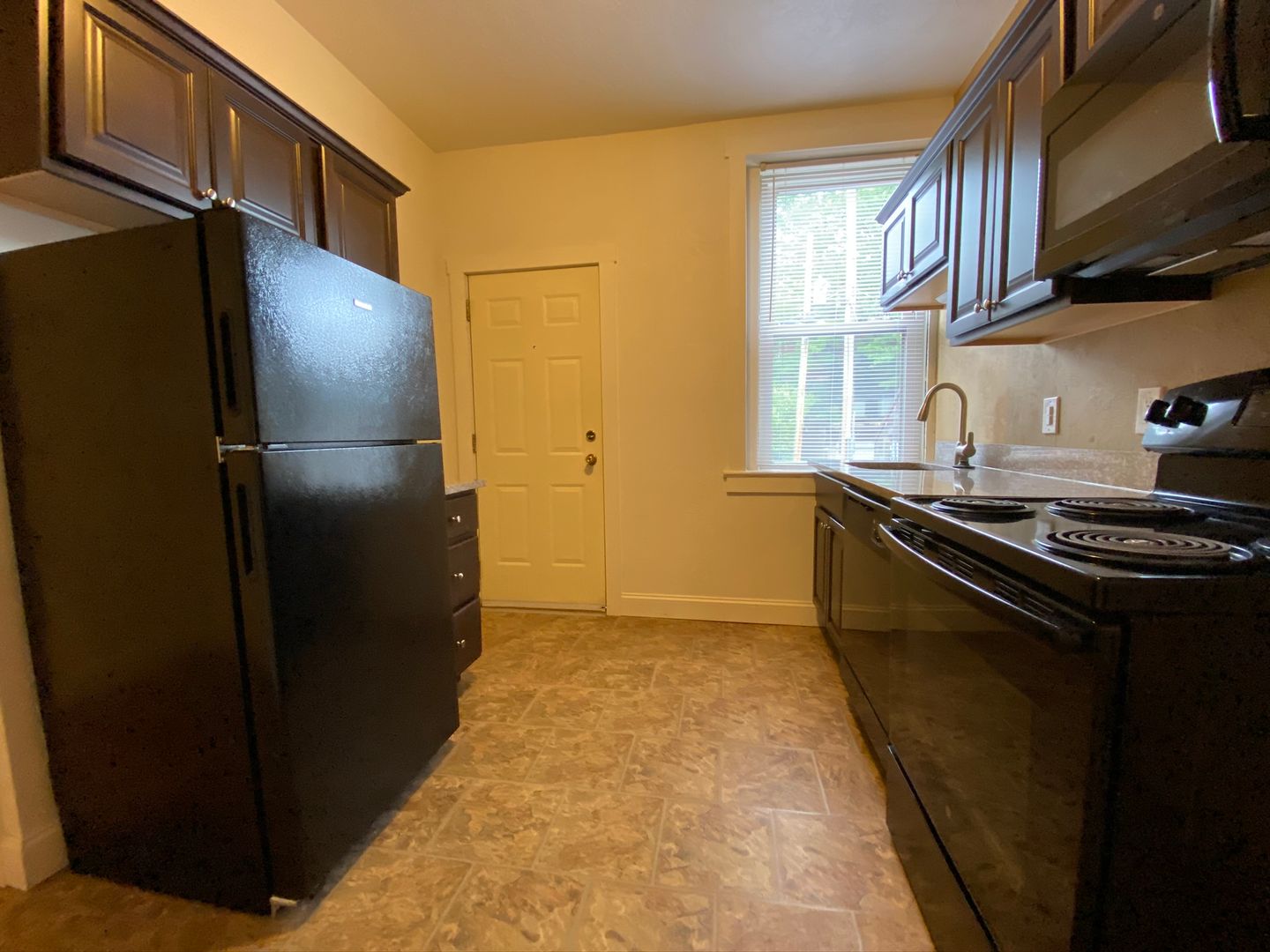 Pittsburgh Apartment: 709-715 Bellefonte Street