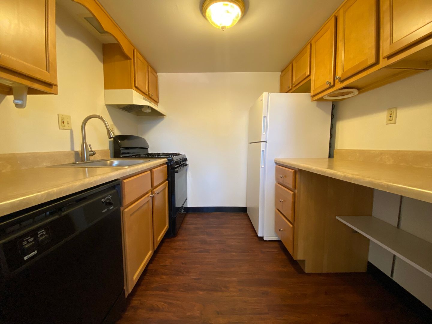 Pittsburgh Apartment: 650 Center Road