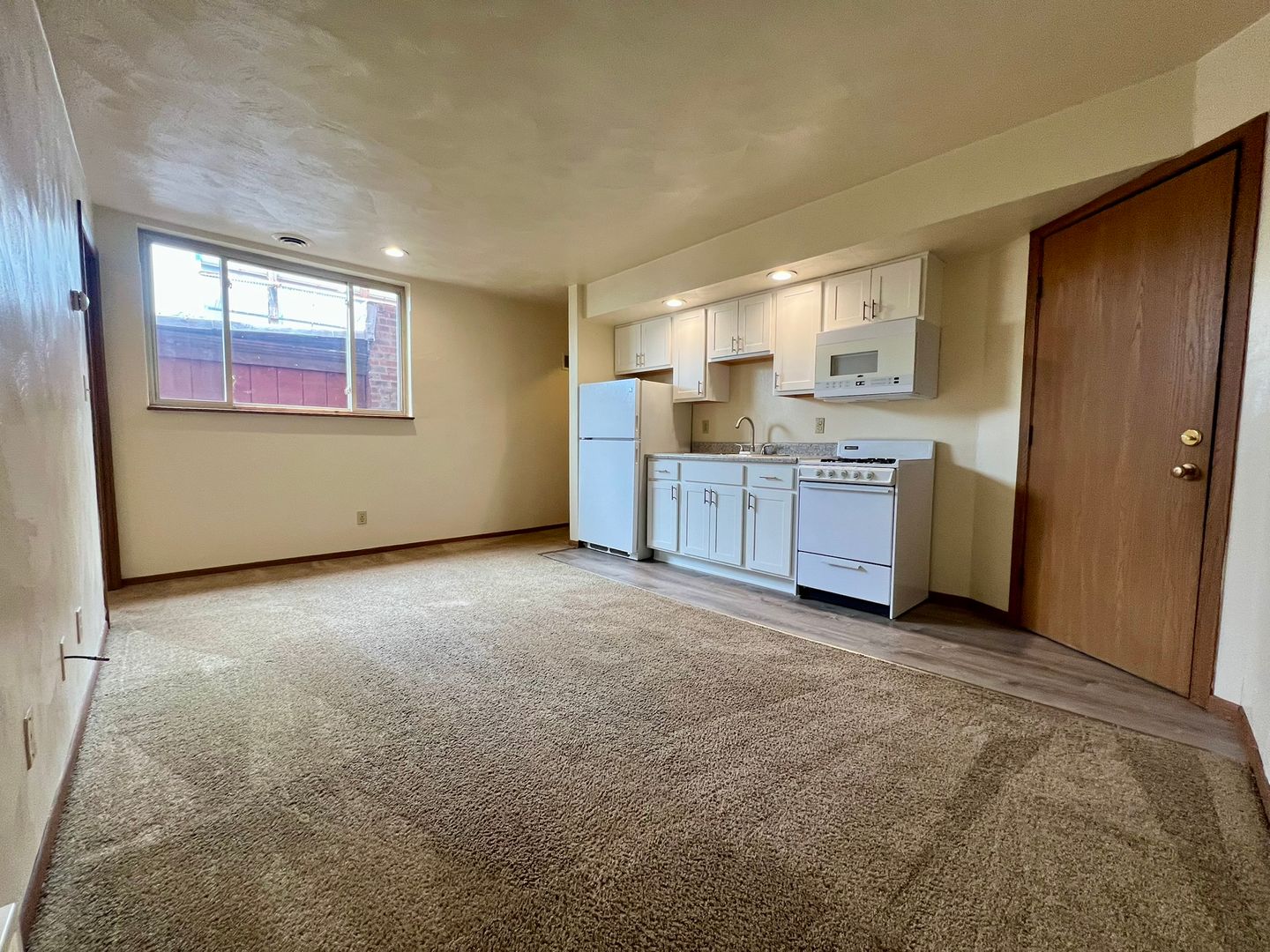 Pittsburgh Apartment: 3526 Boulevard of the Allies - #4