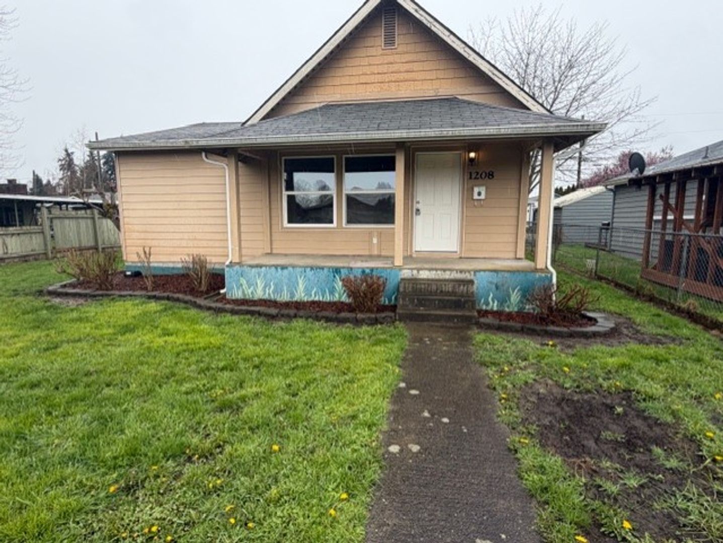 Centralia House: 1208 J St.