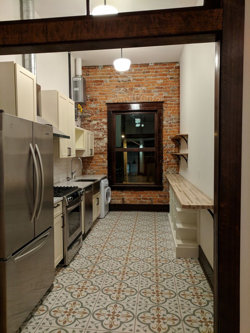 Cle Elum House: 112B E 1st Street