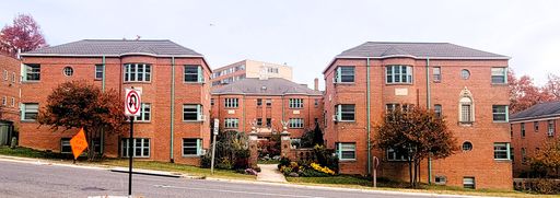 Fantastic One Bedroom Garden Style Apartment 3 Blocks to Courthouse Metro – photo 1