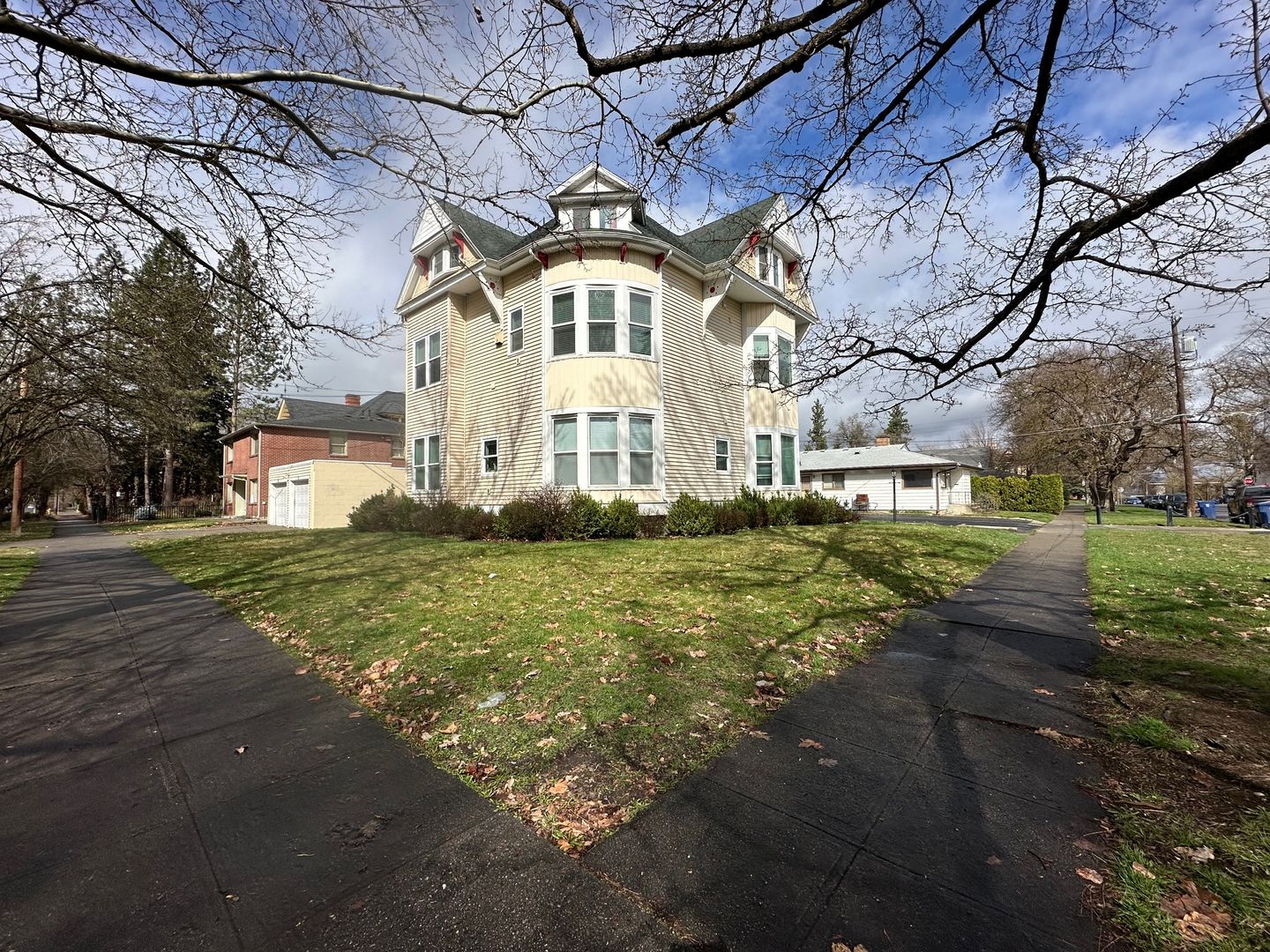 Spokane Apartment: 176 S. Chestnut Street