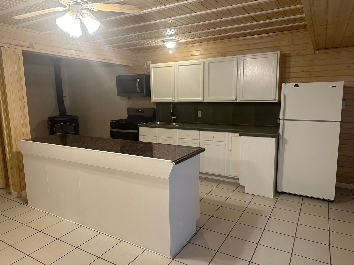 Fairfield Apartment: 1810 Simula Lane