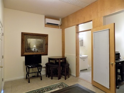 Fully Furnished One Bedroom Suite on Town Square (Extended Stay option) – photo 1
