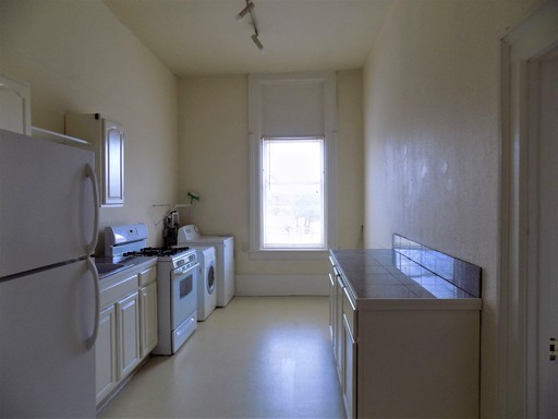 One Bedroom Downtown Fairfield Apartment