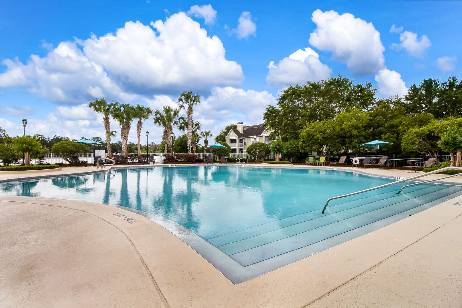 Pool at Amelia Lakes 215 (2 of 5)
