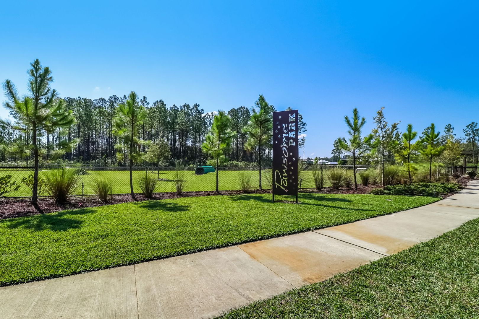 Dog park at 75565 Blackbird Dr (1 of 3)