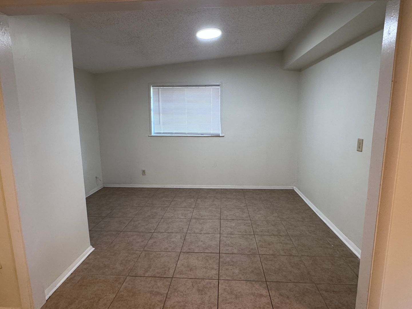108 N 19th Street 3 of 12