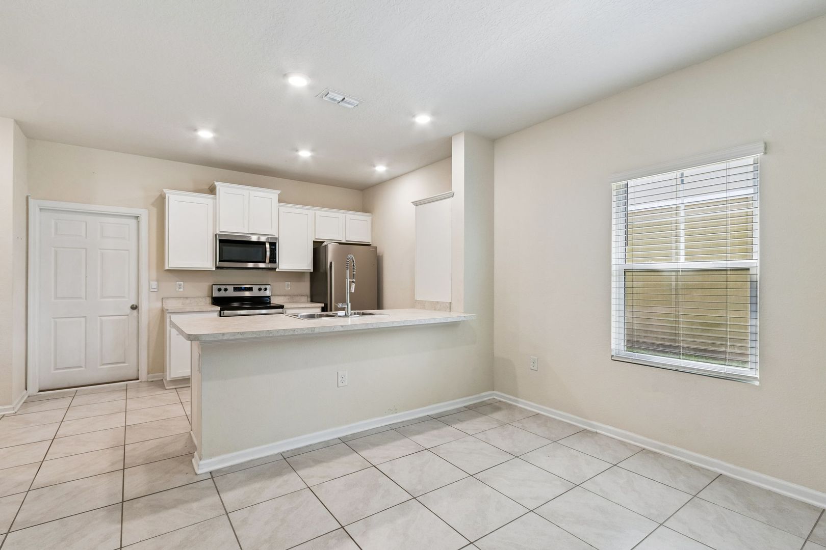 86928 Mainline Rd 11 of 12