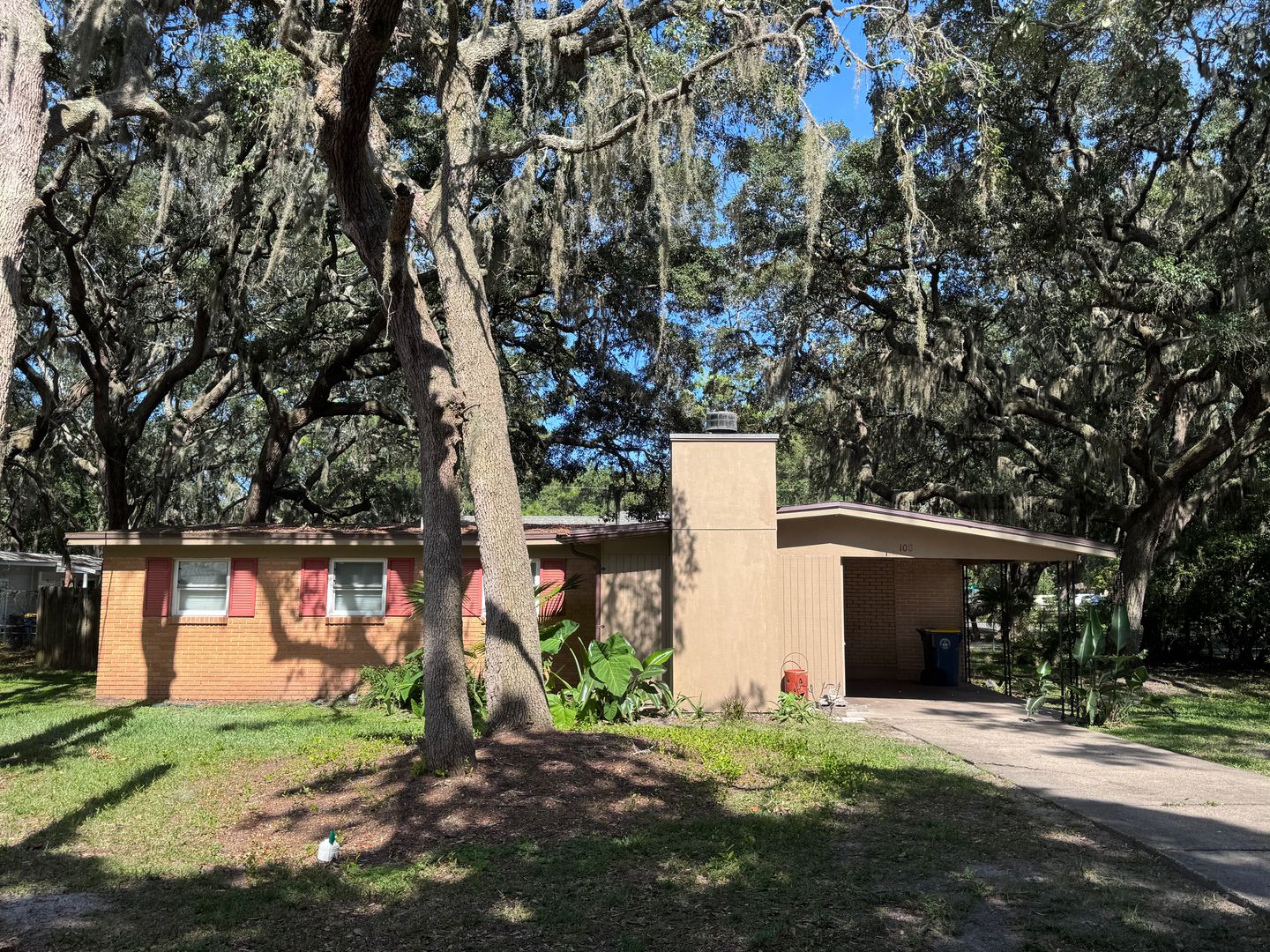 Fernandina Beach House: 108 N 19th Street