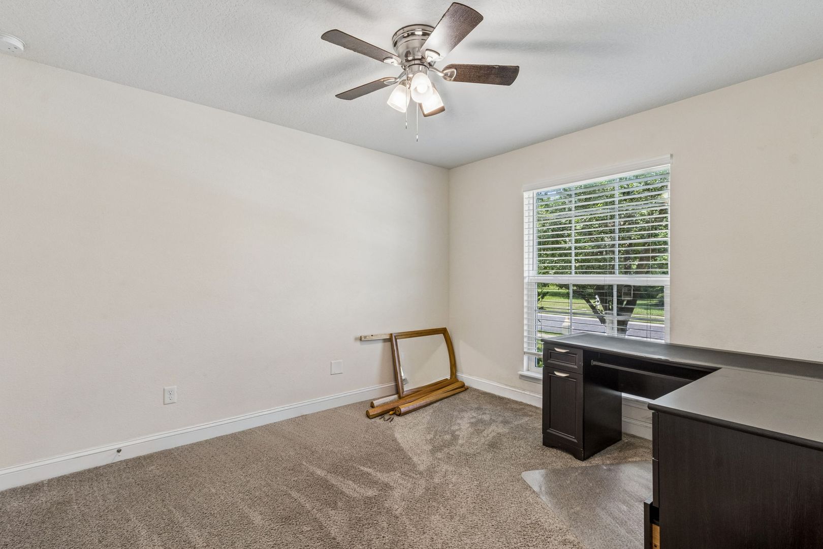 Playroom at 87096 Farnsworth Lane