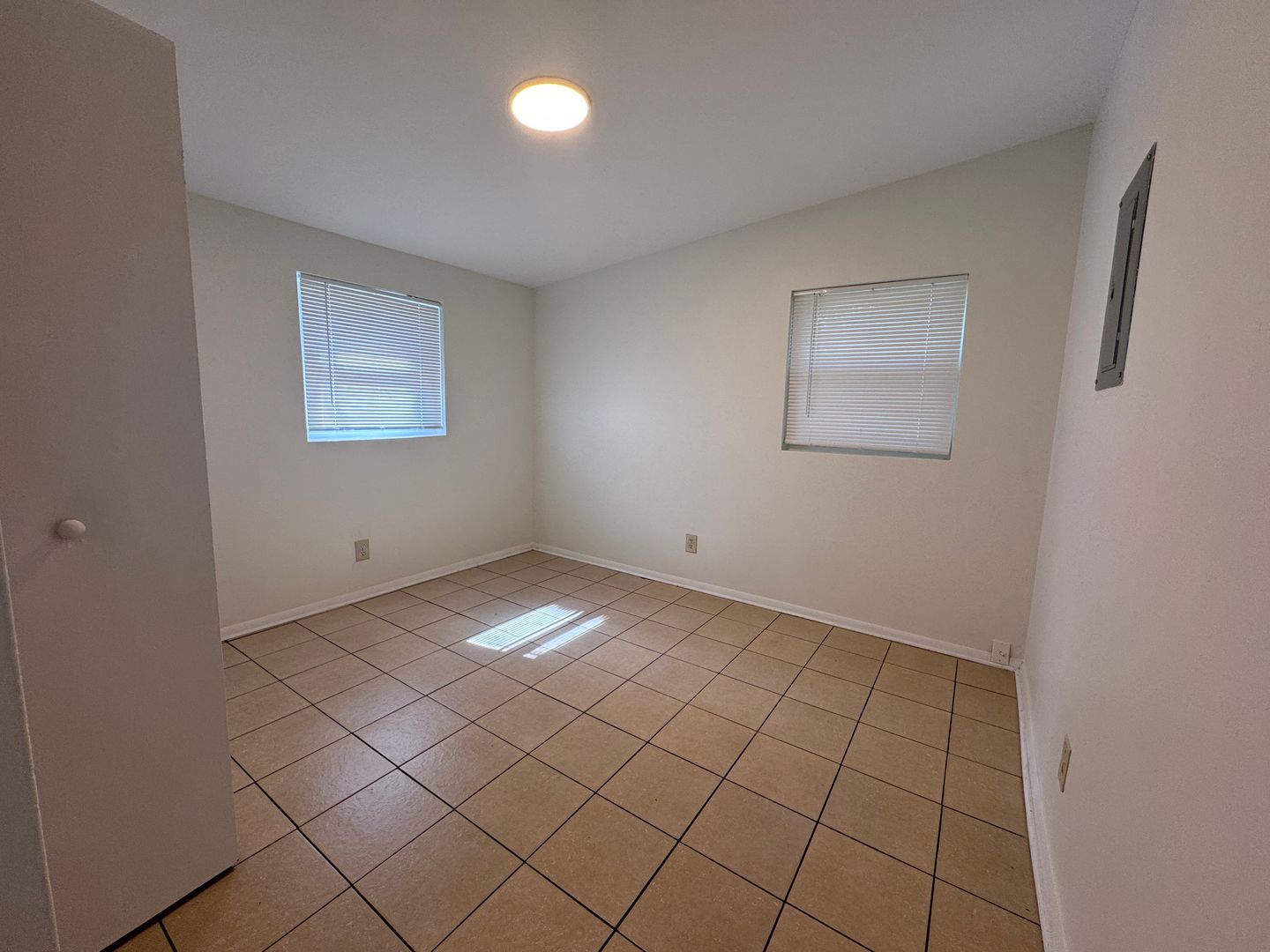 108 N 19th Street 11 of 12