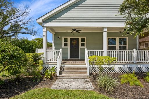 Charming 3-Bedroom Home Near Historic Downtown Fernandina Beach! – photo 1