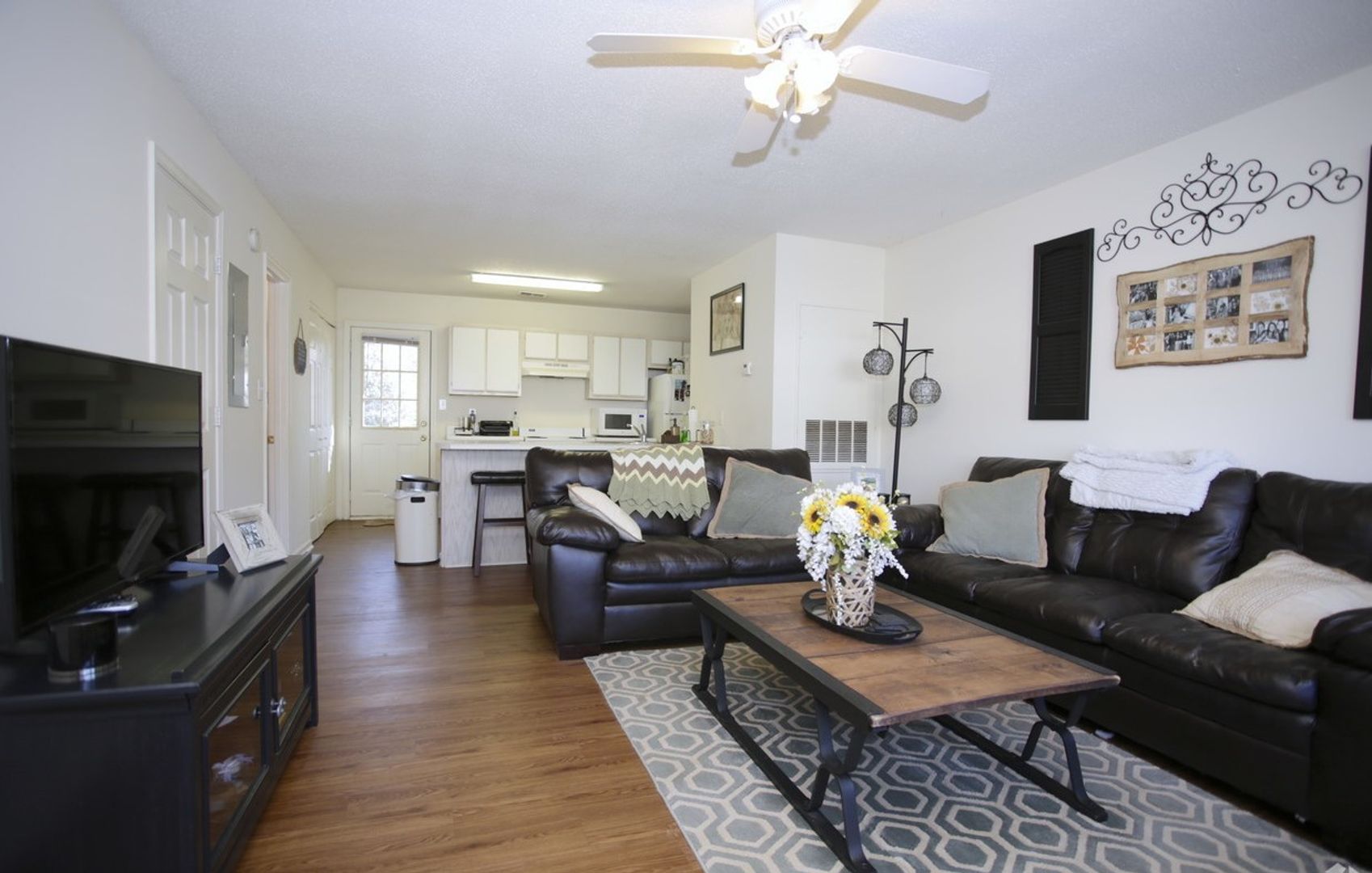 Athens Apartment: 155 International Drive