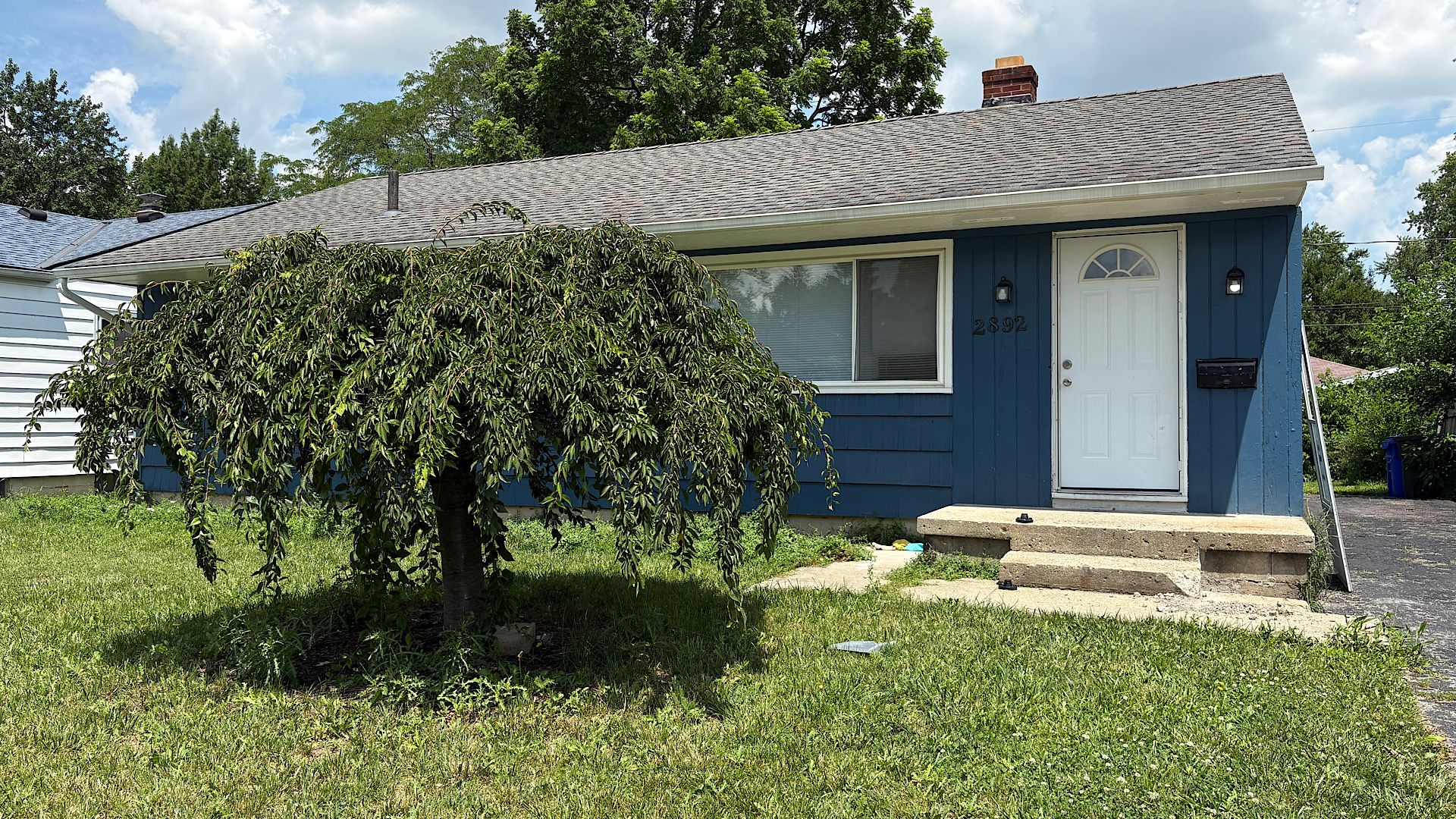 Columbus House: 2892 Hampshire Rd