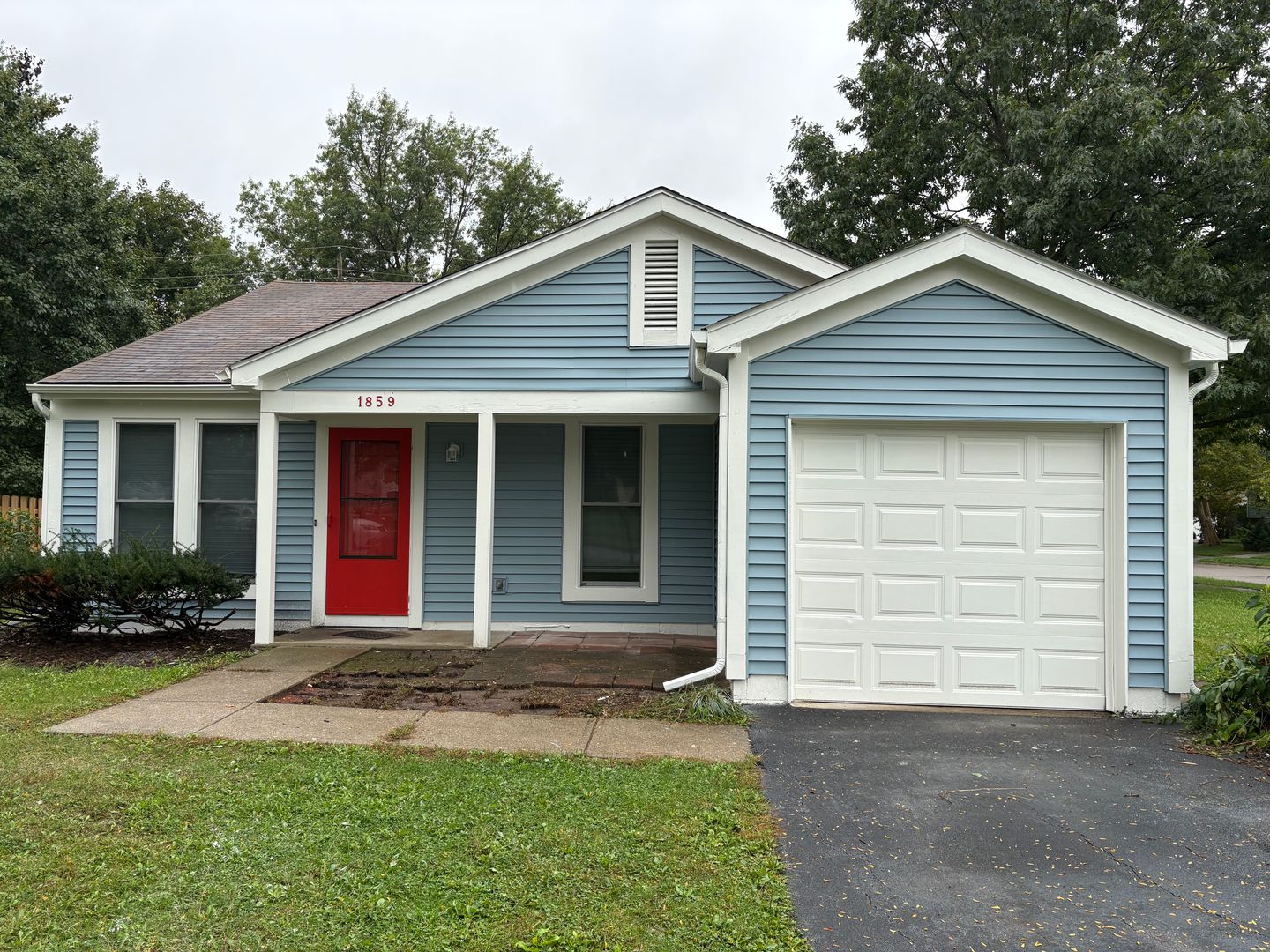 Powell House: 1859 Maroon Dr