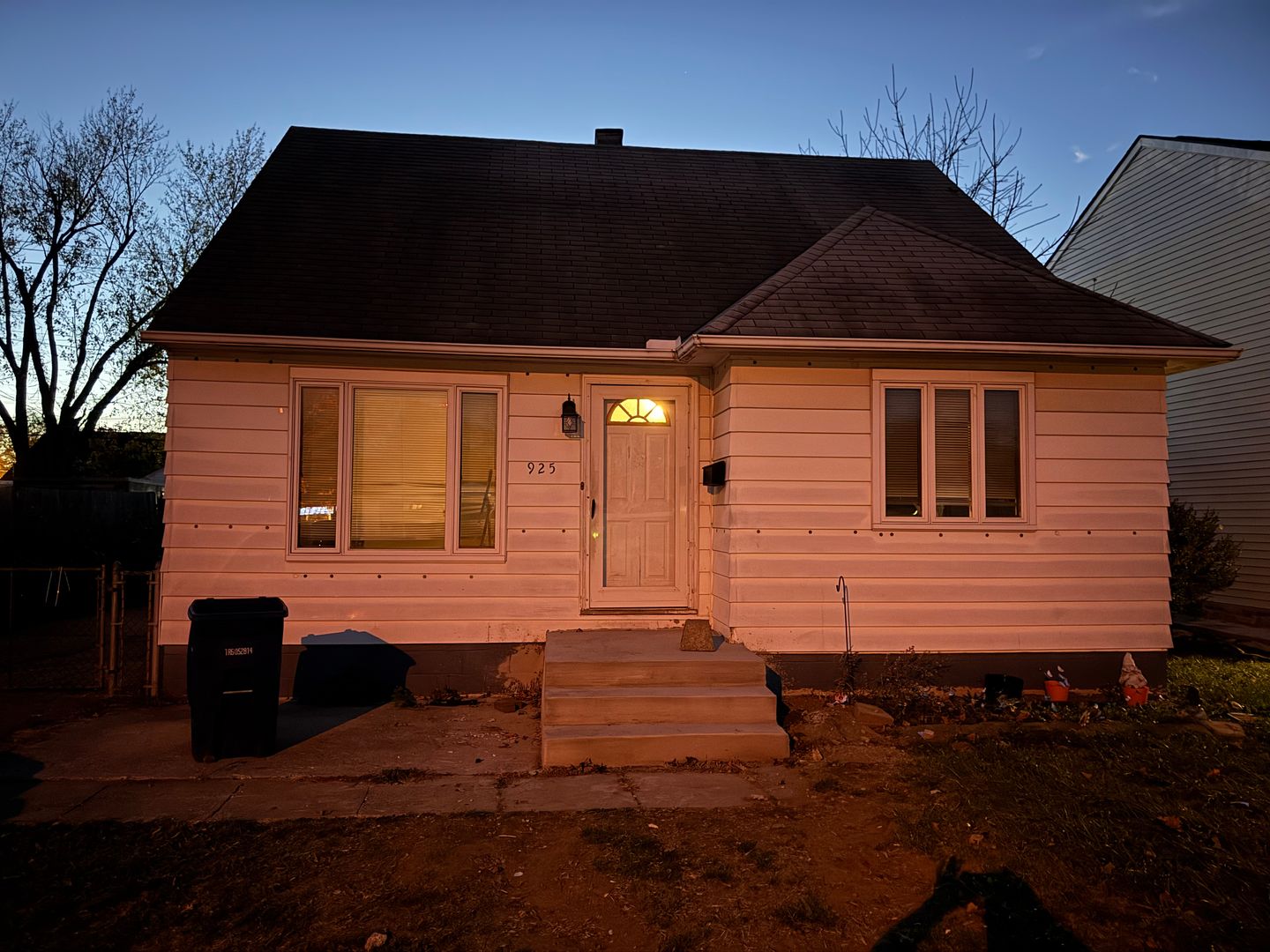 Columbus House: 925 S Ashburton Road