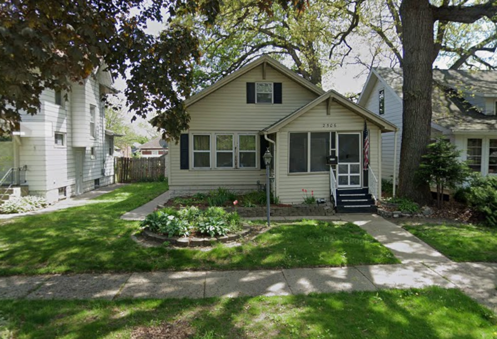 Rock Island House: 2506 20th Ave.,