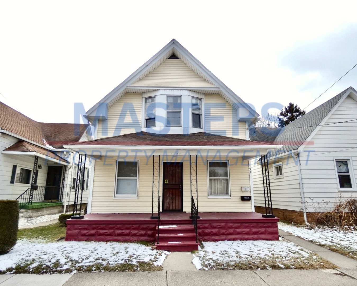 Toledo House: 38 E Central Ave
