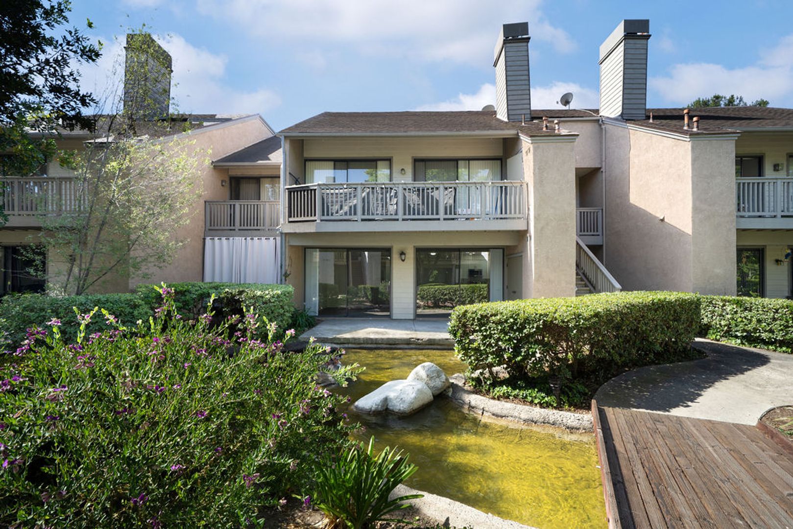 Garden Grove Condo: 10561 S. Lakeside Dr. #E