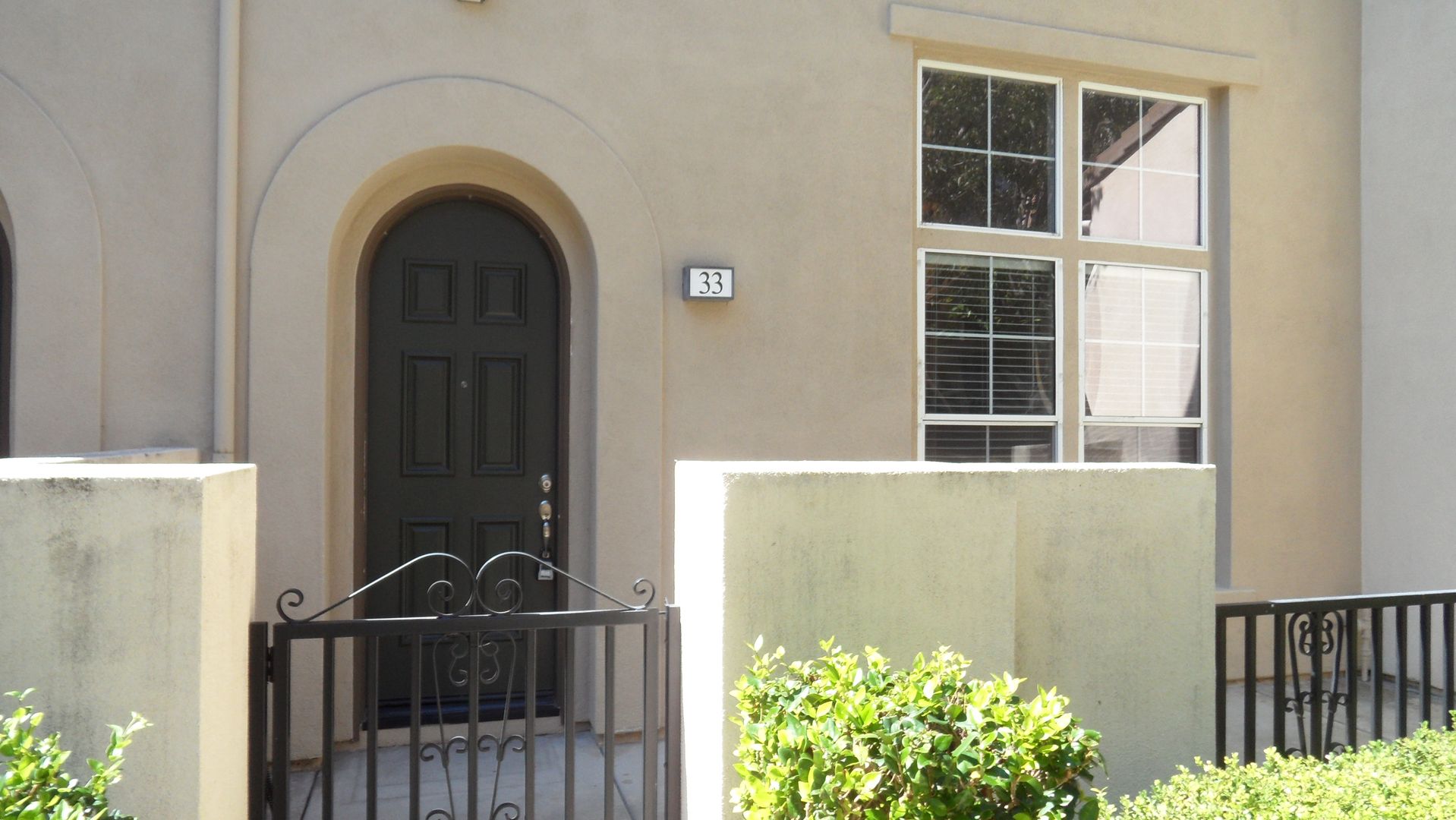 Irvine Townhome: 33 Bonsall