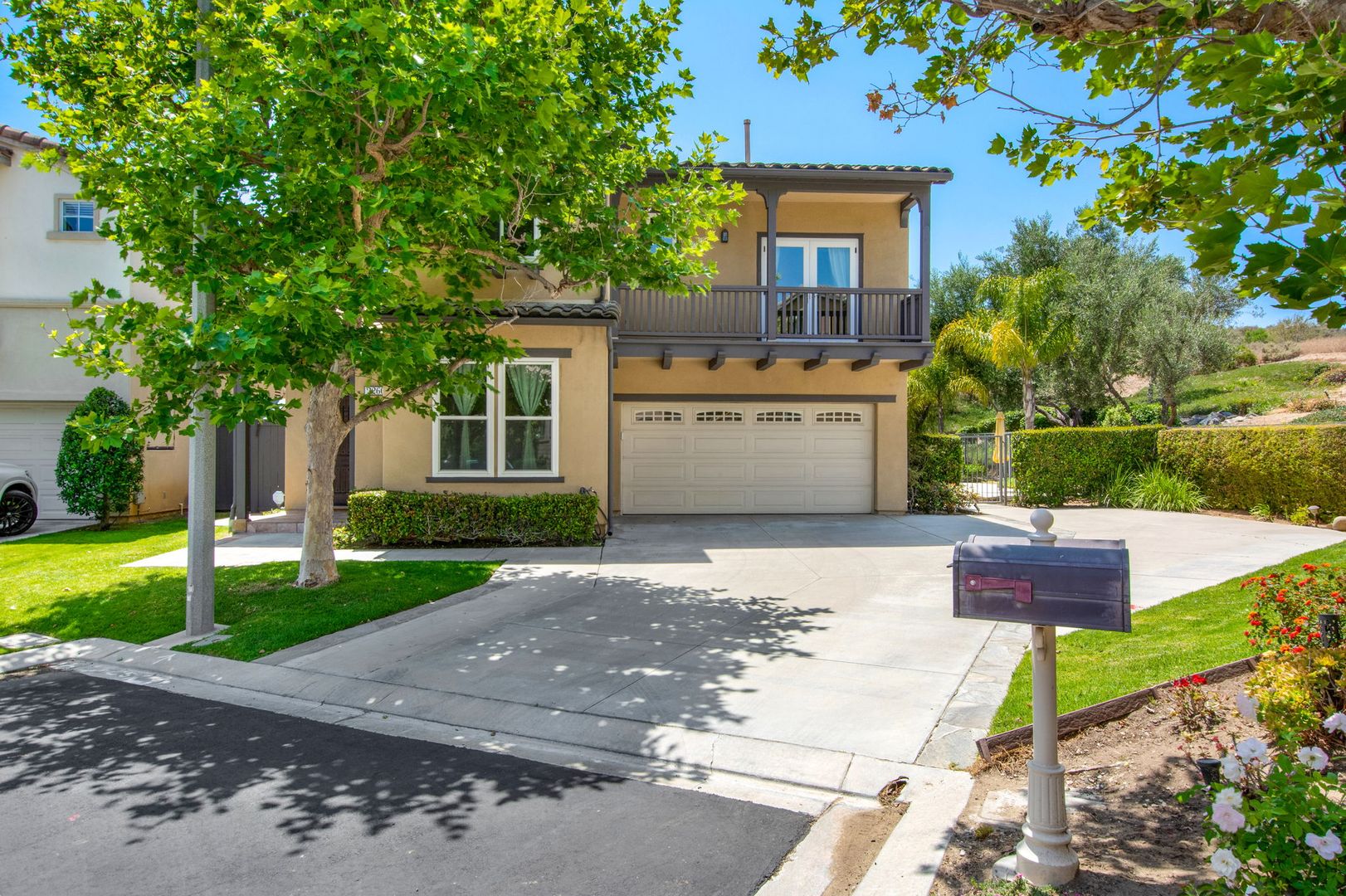 Tustin House: 2260 Buss Ln.