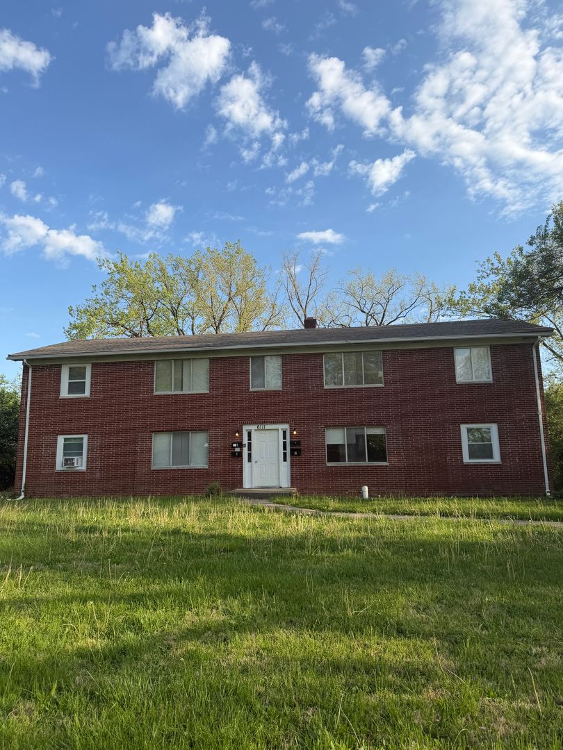 Indianapolis Apartment: 6111 Laurel Hall Drive