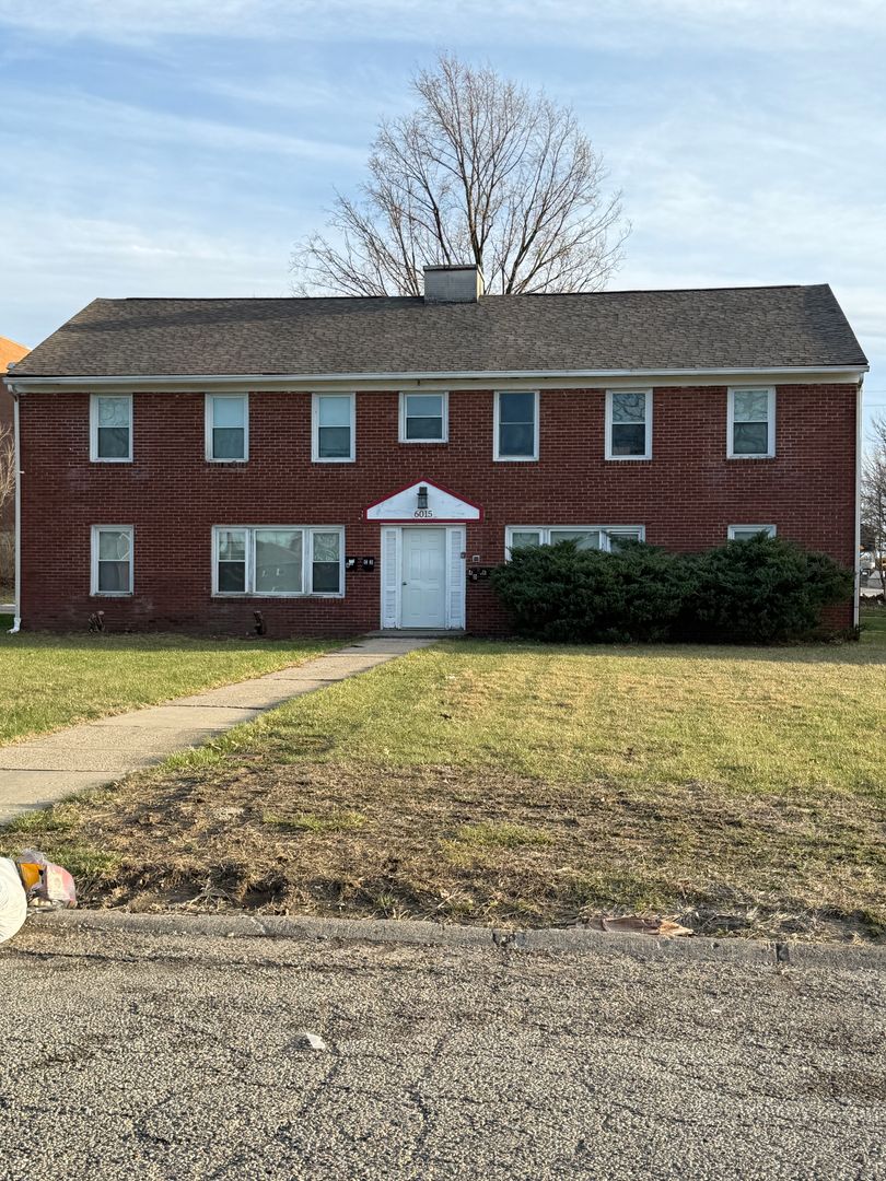 Indianapolis Apartment: 6015 Dickson Rd