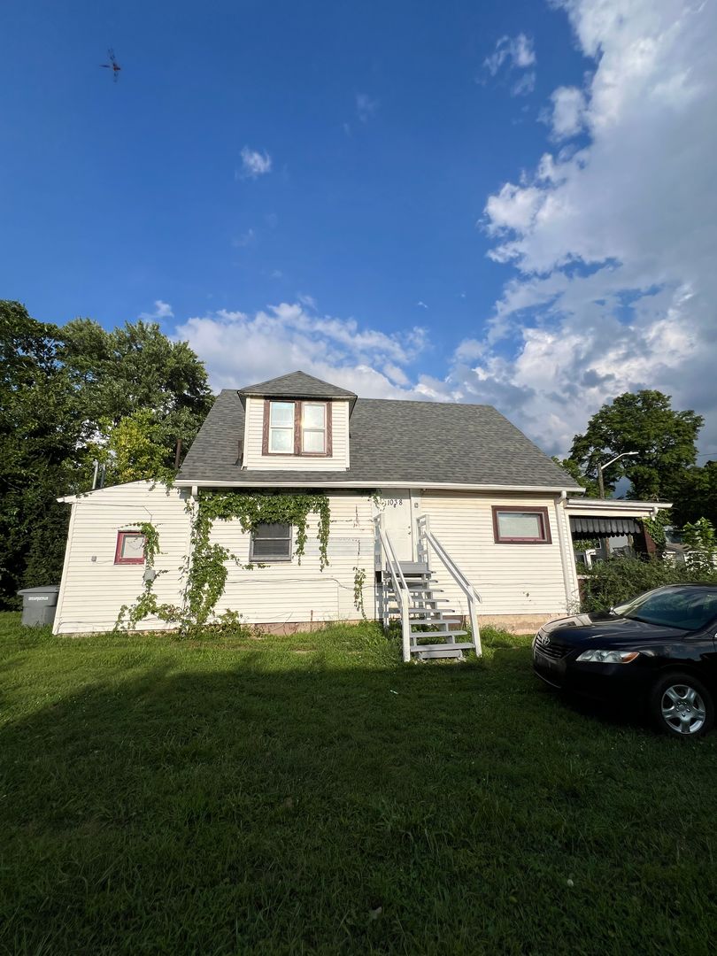 Indianapolis Apartment: 1038 W Roache St