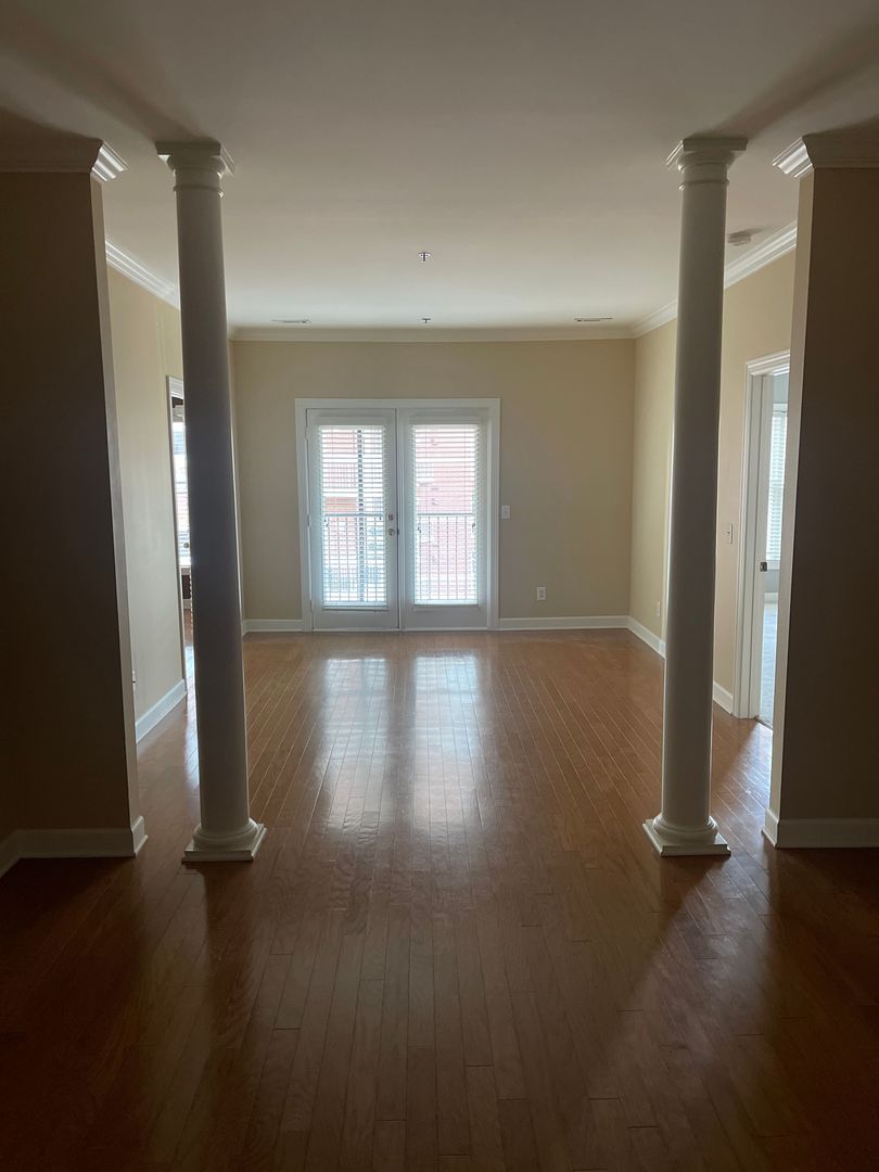 Nashville Apartment: 116 31st Ave