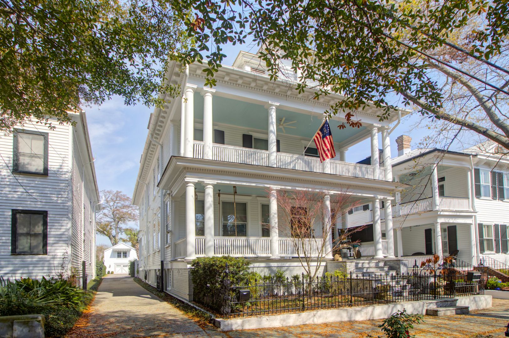 Charleston House: 28 Charlotte Street