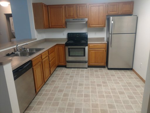 Very large two bedroom, two bathroom with in-home washer & dryer – photo 1
