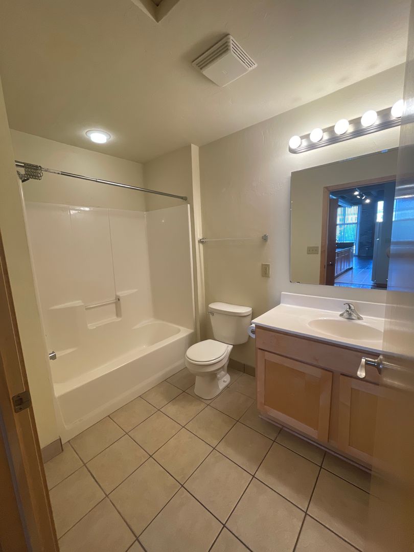RiverView Lofts, LLC 9 of 13