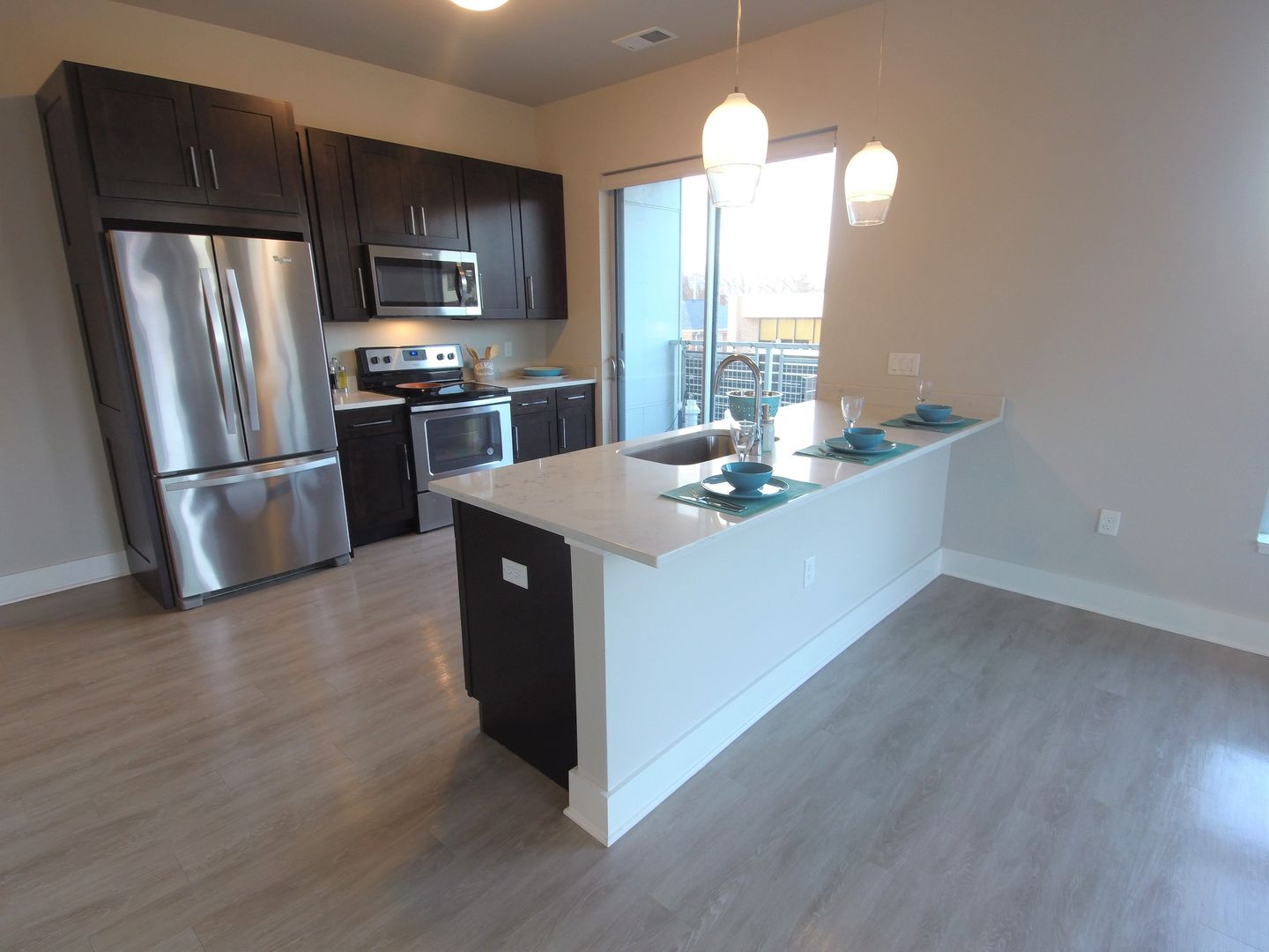 Milwaukee Apartment: 4175 North Oakland Avenue