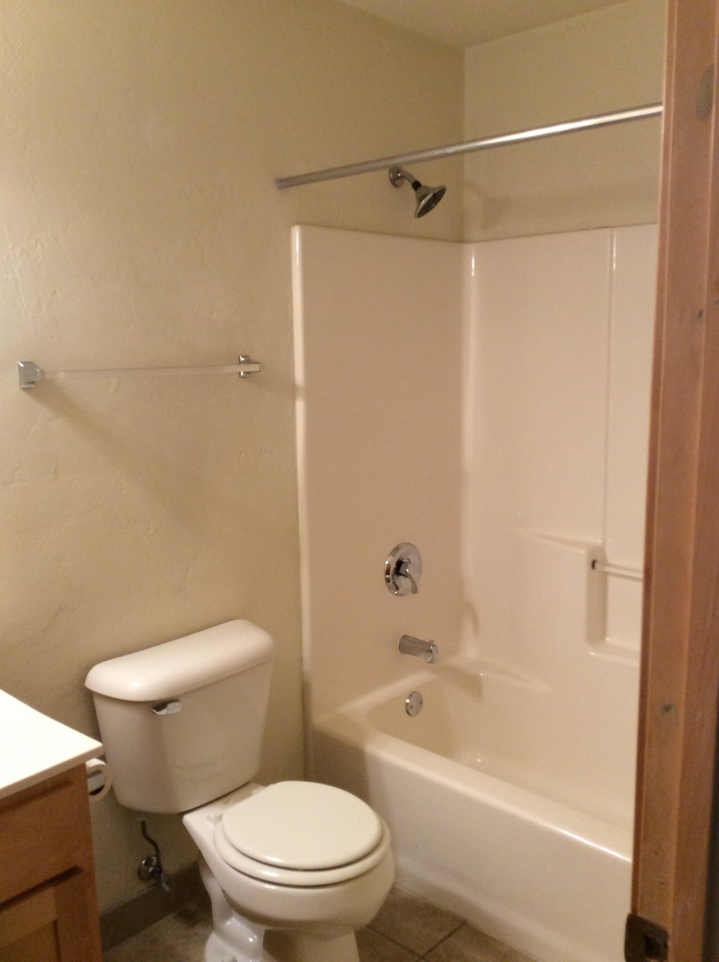 RiverView Lofts, LLC 4 of 12