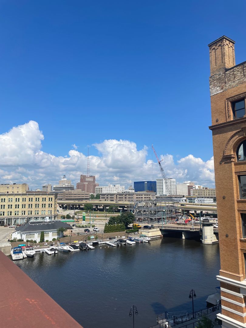 Milwaukee Apartment: 249 N. Water Street