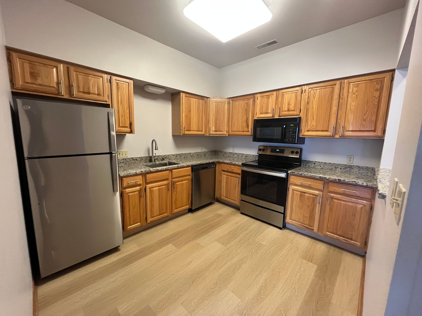 Waukesha Apartment: N16W22330 - N16W22360 Watertown Road