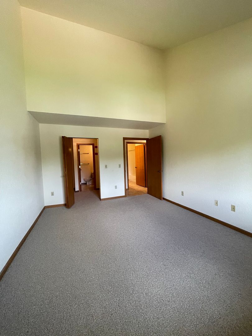 River Park Apartments 7 of 12
