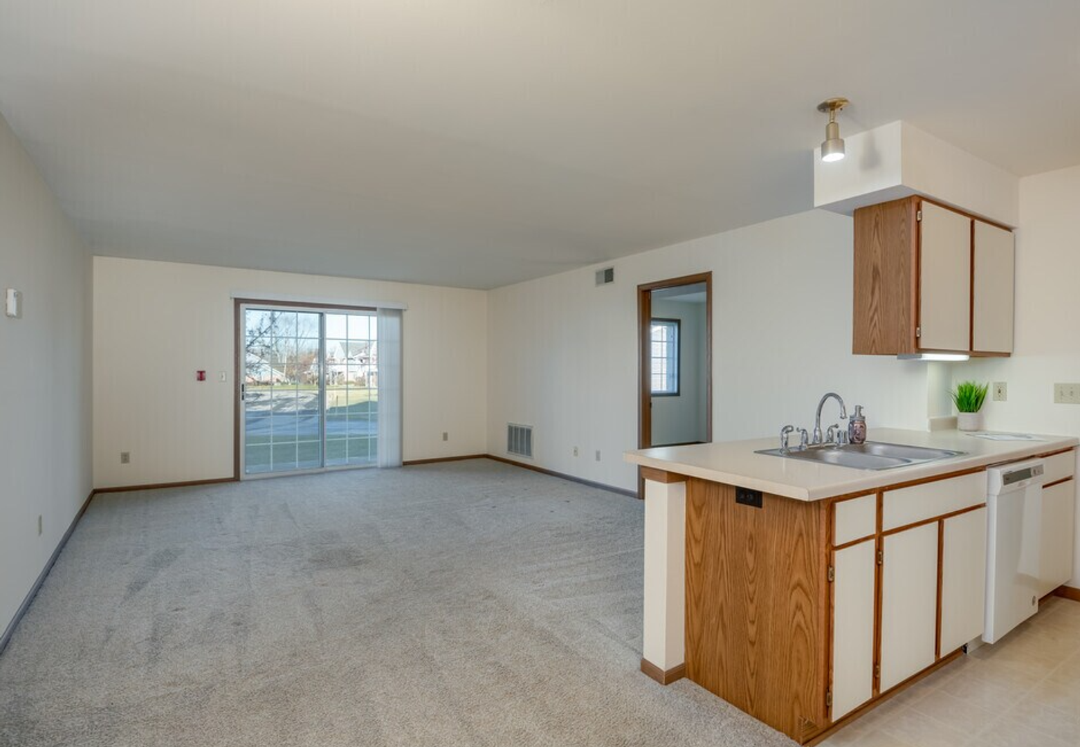 Shady Lane Apartments 2 of 9