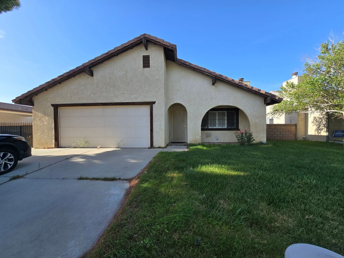 Lancaster House: 3559 Spice St