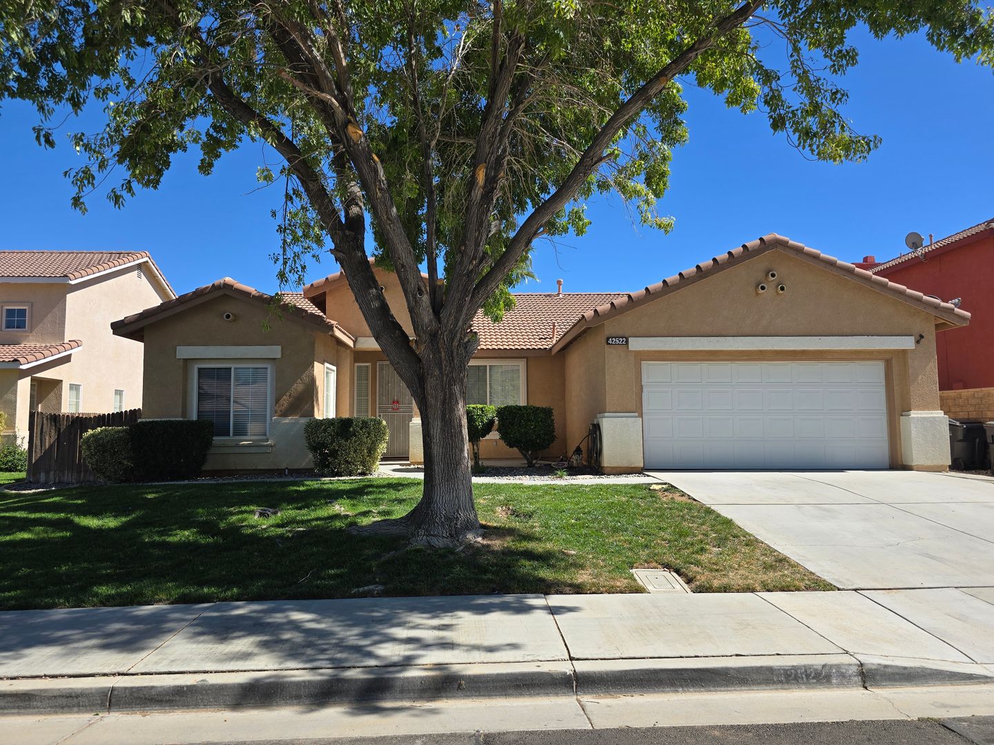 Lancaster House: 42522 Coronet Ct