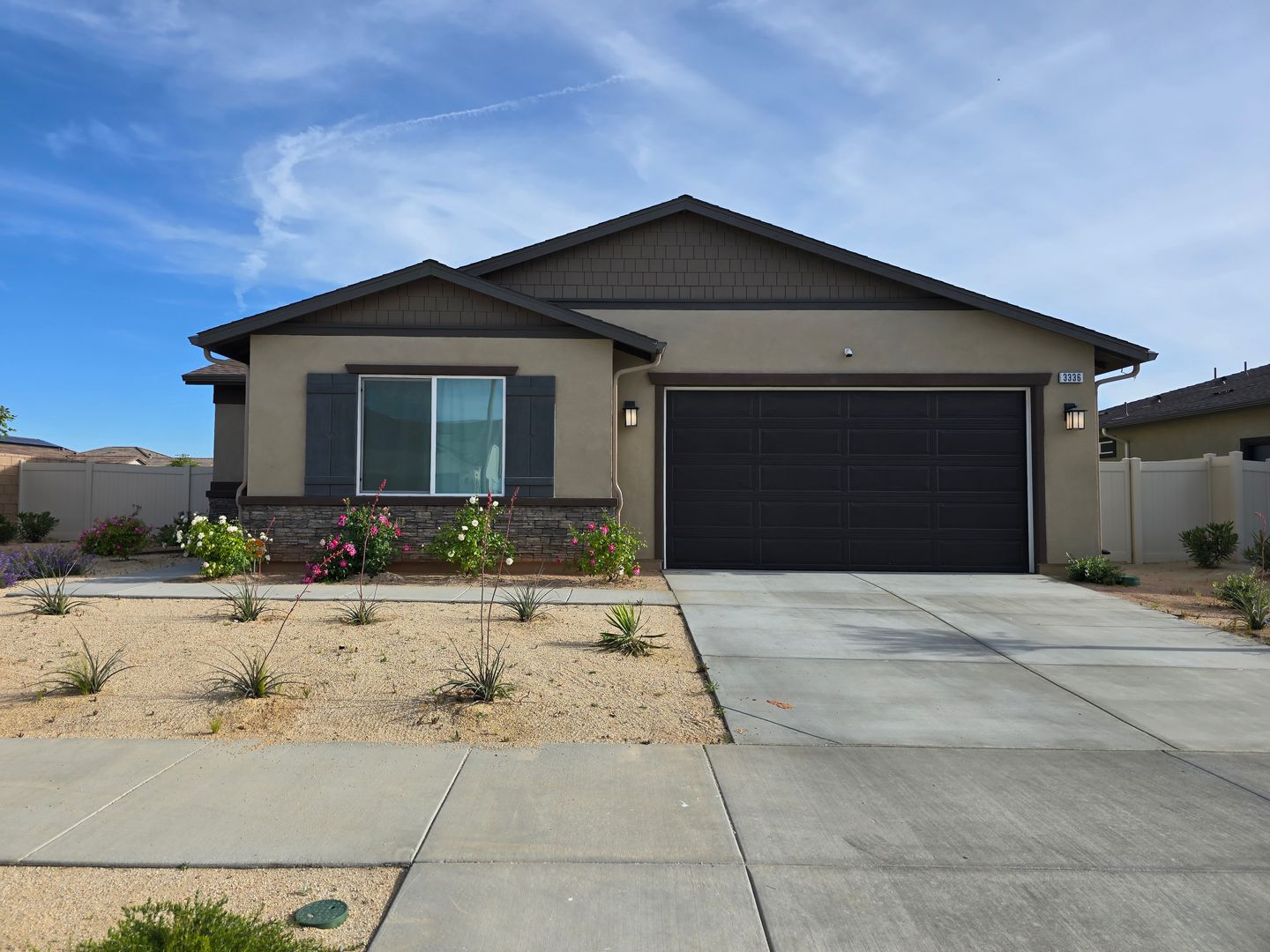 Lancaster House: 3336 Emerald Ln
